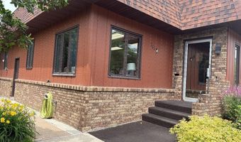 711 N Main St, Aberdeen, SD 57401
