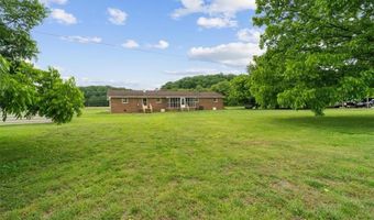 687 Johnson Lake Rd SE, Adairsville, GA 30103