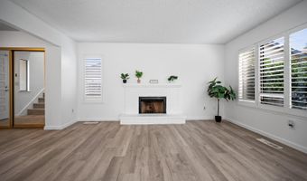 1324 Almondwood Dr, Antioch, CA 94509