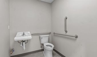 300 Coddington Hwy 108, Middletown, RI 02842