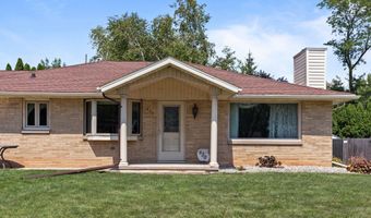 630 W CAPITOL Dr, Appleton, WI 54911