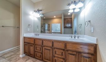 190 Deer Creek Dr, Aledo, TX 76008