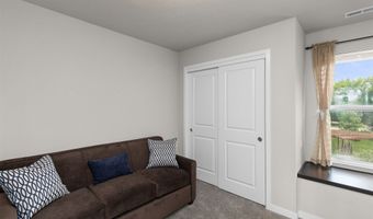 1605 2nd St NW, Altoona, IA 50009