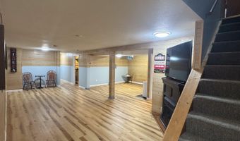 504 14th St NW, Austin, MN 55912