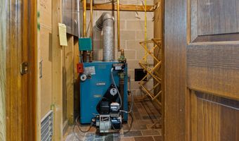 224 Sunderland Dr, Auburn, ME 04210