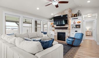 890 Dell Rd, Chubbuck, ID 83202