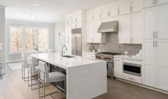 4518 Collins Ave, Atlanta, GA 30342