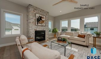 1517 W Autumn Cir, Brandon, SD 57005