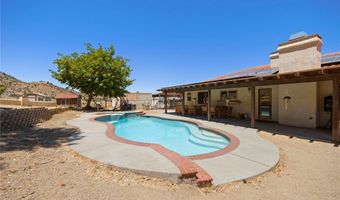902 Searchlight Ranch Rd, Acton, CA 93510