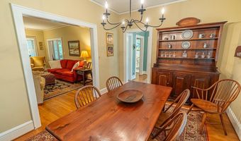 461 Circle Dr, Abingdon, VA 24210