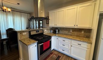 21832 Thunderbird, Apple Valley, CA 92307