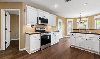 1864 Falcon Way, Benton, AR 72015