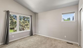61547 SE Lincoln Ln, Bend, OR 97702