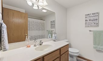 1529 15th St, Baraboo, WI 53913