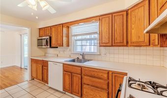 186 Heritage Rd, North Kingstown, RI 02852