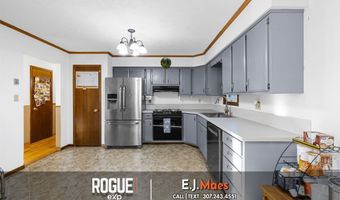 2019 N Yellow Creek Rd, Casper, WY 82604