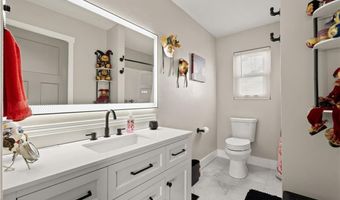 314 S 1st St, Austin, IN 47102