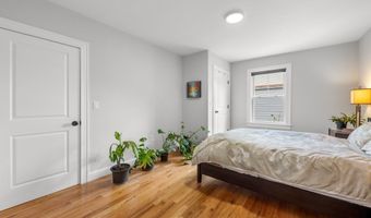 30 Gloucester St 30, Arlington, MA 02476