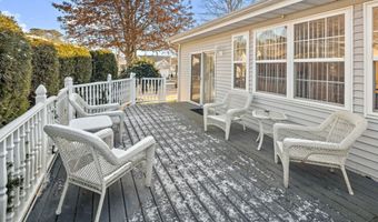 10 SANDY BOTTOM Ln, Barnegat, NJ 08005