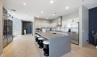 4575 Dean Martin Dr 307, Las Vegas, NV 89103