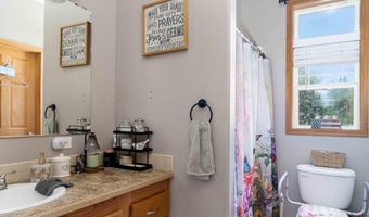 1191 ROBERTS Dr, Bloomfield, NM 87413