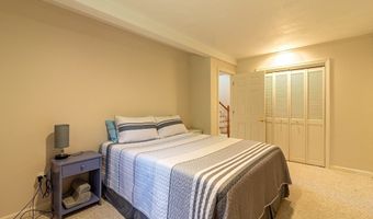 37 Yearling Run Rd, Bourne, MA 02532