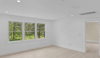 50 Bay View Ave, Amagansett, NY 11930