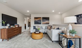 3891 McCormick Village Dr, Bremerton, WA 98312