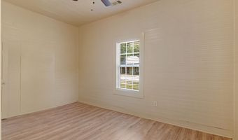 245 Atlanta St, Barnesville, GA 30204