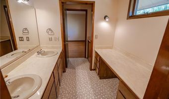 34155 Castlehaven Rd, Agua Dulce, CA 91390