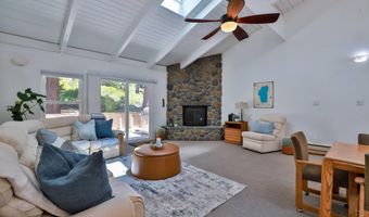 321 Ski Way 105, Incline Village, NV 89451