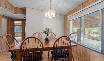34820 S Desert Cv, Black Canyon City, AZ 85324