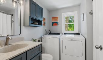 46 Pine Hill Dr, Bath, ME 04530