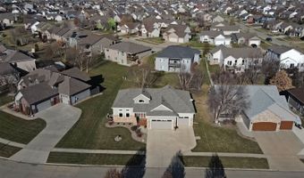 811 NW Boulder Point Pl, Ankeny, IA 50023