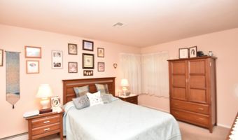 289 Costa Mesa Dr, Toms River, NJ 08757
