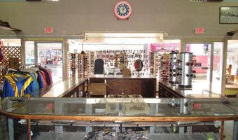 1332 COMMERCIAL St, Astoria, OR 97103