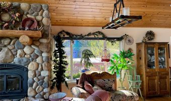 13818 Crystal Creek Ln, Bigfork, MT 59911