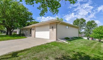 1703 S 2Nd St, Beatrice, NE 68310