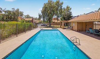 2084 N SUNSET Dr, Chandler, AZ 85225