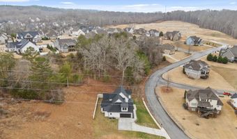3511 Hawks Creek Dr, Apison, TN 37302