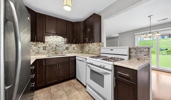 1306 Tahoe Valley Ct, Ballwin, MO 63021