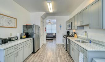 21 N New Hampshire Ave, Atlantic City, NJ 08401