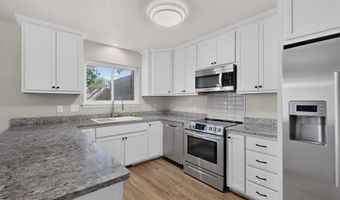 5352 Thomas Pl NE, Albuquerque, NM 87111