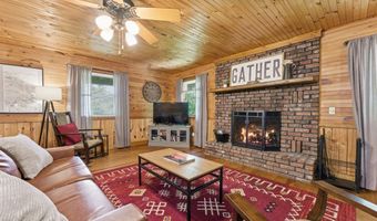 292 N Rhododendron, Almond, NC 28702
