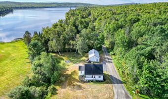 2 Piper Ln, Abbot, ME 04406