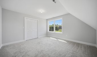 8 Robin Way 7, Chester, NH 03036