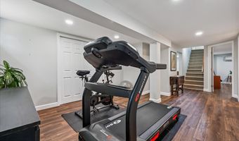 21101 CLARKSBURG Rd, Boyds, MD 20841