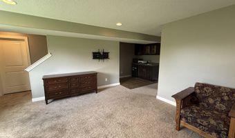 25 Ash Ct, North Liberty, IA 52317