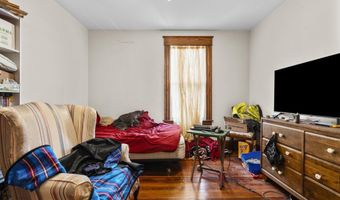33 Kenney St, Bristol, CT 06010