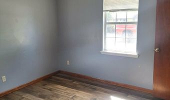 37 Faison St, Baxley, GA 31513